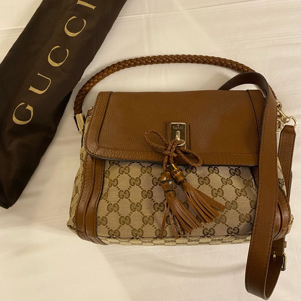 NWOT Gucci Bella Flap 2-Way Bag